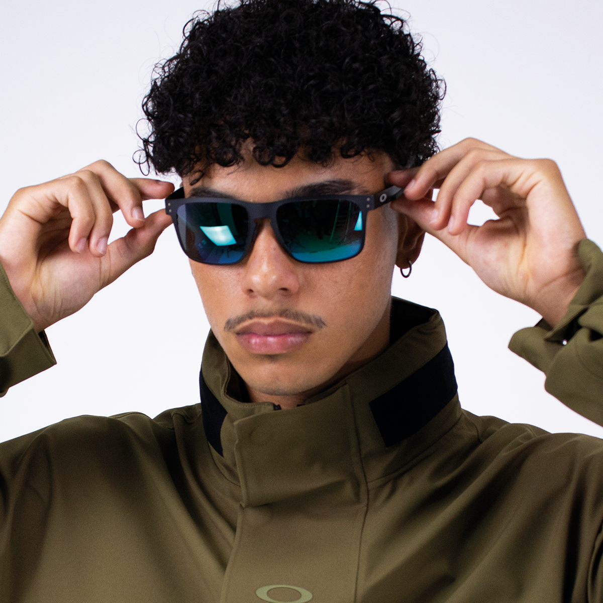 Óculos de Sol Oakley Holbrook Metal Matte Black Jade Iridium