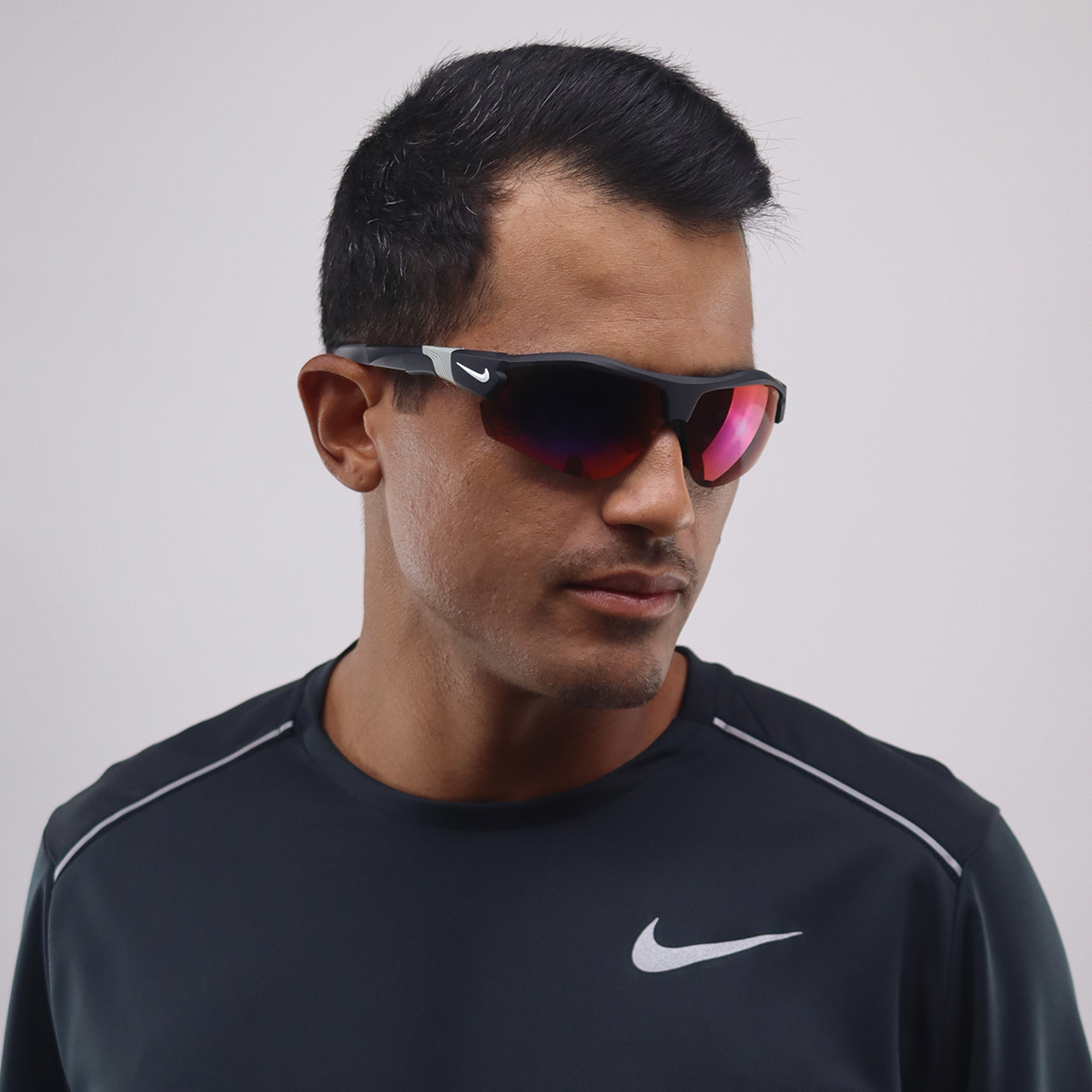 Óculos de Sol Nike Show X3 DJ2032 Black