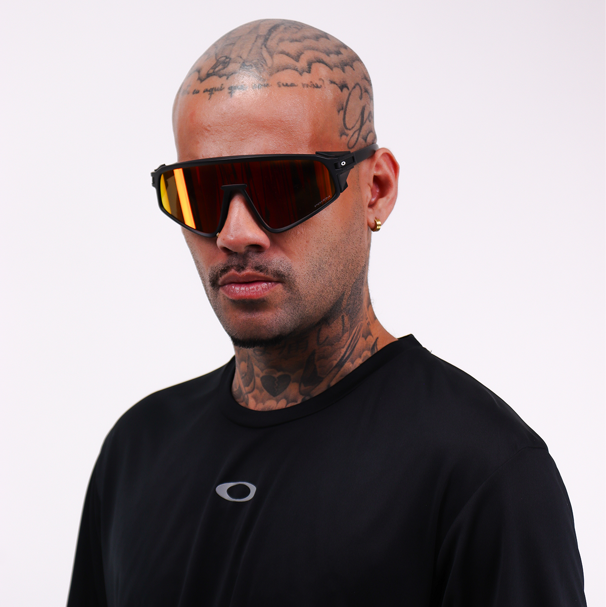 Óculos de Sol Oakley Latch Panel Matte Black Prizm Ruby