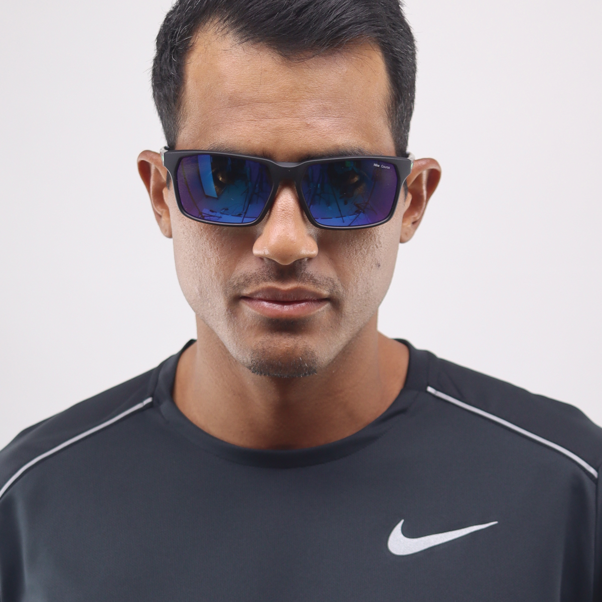 Óculos de Sol Nike Maverick Valor IF0963X Matte Black / Infrared Mirror