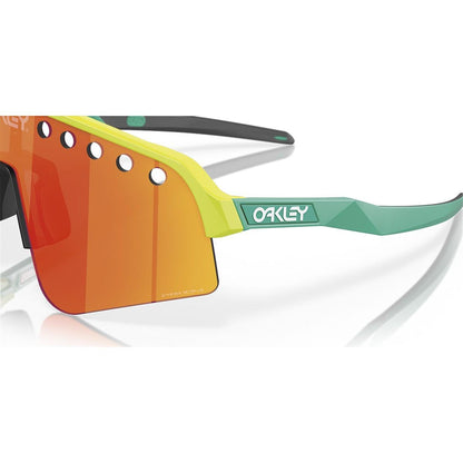 Óculos Oakley Sutro Lite Sweep Yellow Prizm Ruby Origins
